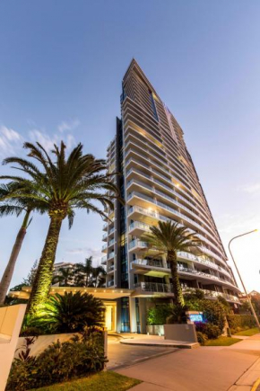  Artique Surfers Paradise  Серферс-Парадайс